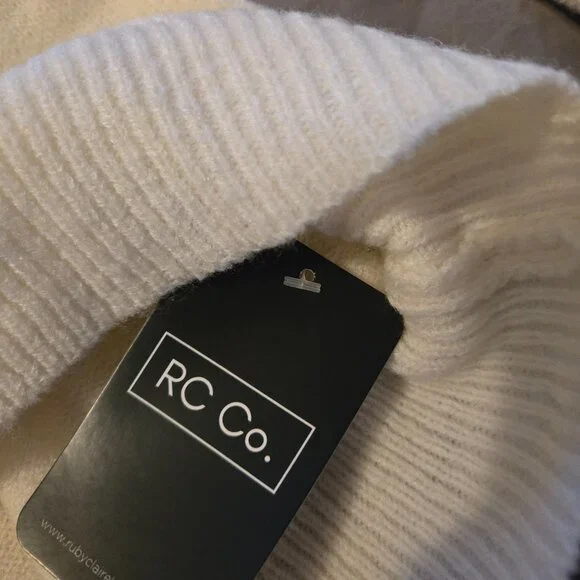 NWT White Sweater Size Large - Picture 5 of 5